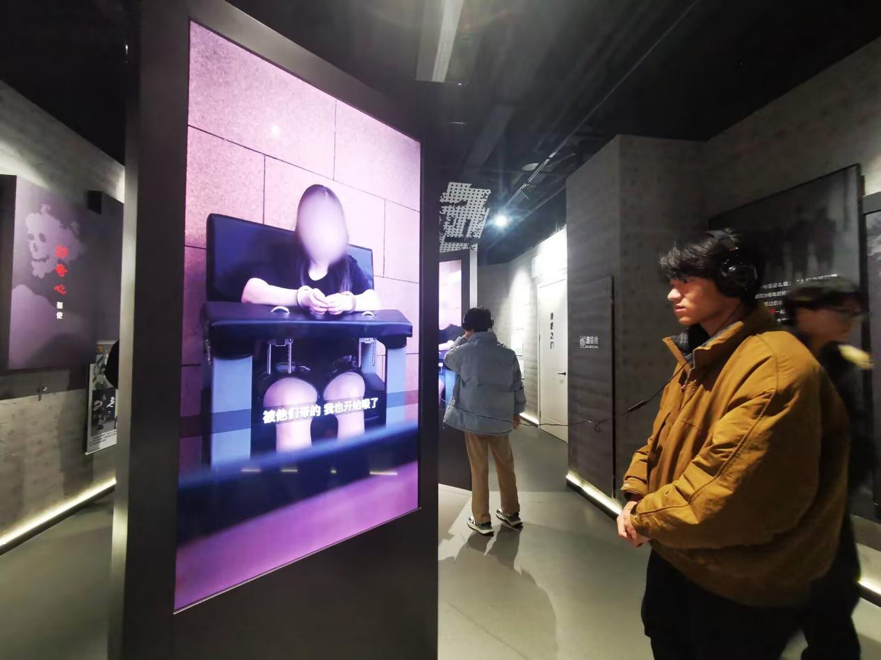 F063B0A6949D36C5B06E79023AD2FE2B